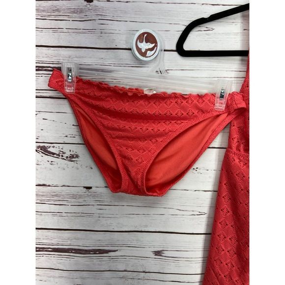 Mossimo Peach Coral Eyelet Halter‎ Style Size Large 2 Piece Swimsuit - Picture 2 of 9